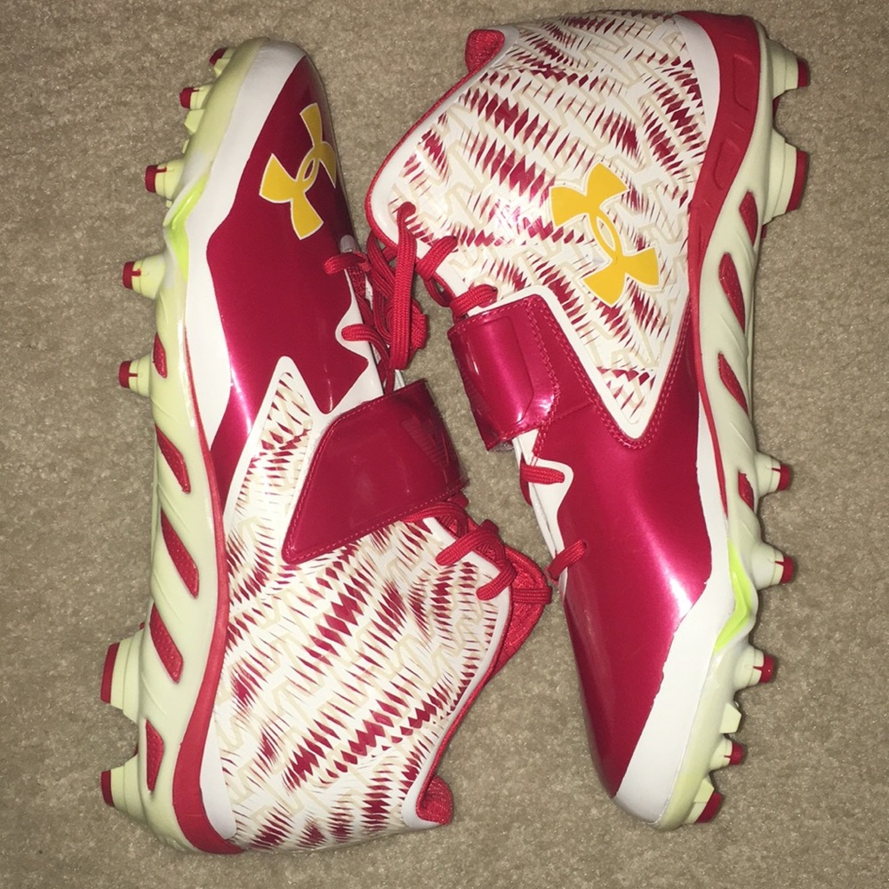 NWOB Under Armour Nitro Cleats spine 14 red white